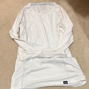 Patagonia White Capilene Base Layer Long Sleeve Shirt
